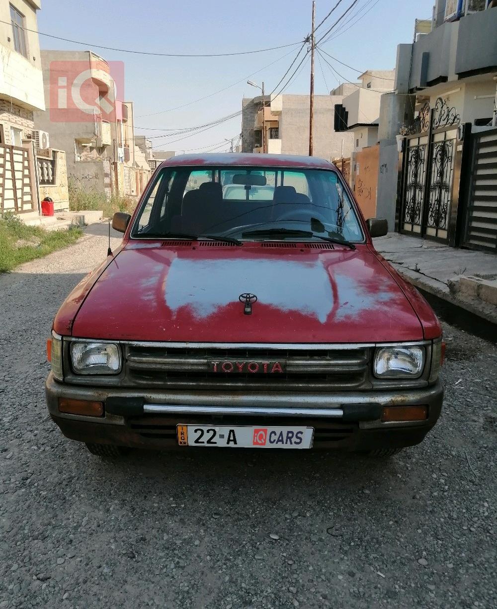 تويوتا هايلوكس